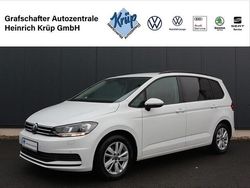 Weiß Gebraucht 2021 VW Touran Comfortline Van / Kleinbus | 21.450 € (Fairer Preis)