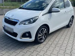 Weiß Gebraucht 2015 Peugeot 108 Allure Kleinwagen | 8.990 € (Fairer Preis)