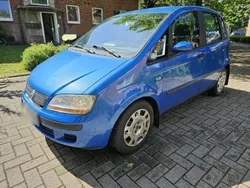 Blau Gebraucht 2004 Fiat Idea Van / Kleinbus | 2.200 €