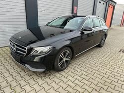 Schwarz Gebraucht 2019 Mercedes E200 Limousine | 13.500 € (Guter Preis)