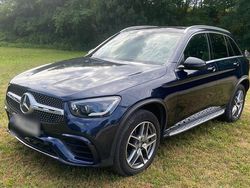 Blau Gebraucht 2021 Mercedes E300 AMG SUV | 35.000 €