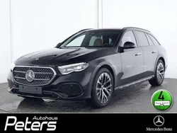 Obsidianschwarz lack Gebraucht 2023 Mercedes E450 Premium Kombi | 86.880 €
