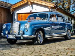 Blau Gebraucht 1958 Mercedes 220 Limousine | 38.250 €