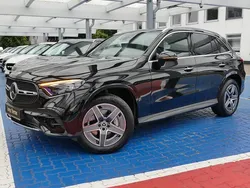 Unilack schwarz Gebraucht 2024 Mercedes E300 AMG Van | 65.890 €