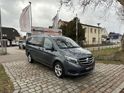 Grau Gebraucht 2017 Mercedes V250 Edition Van / Kleinbus | 35.950 € (Fairer Preis)