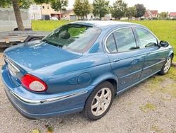Blau Gebraucht 2002 Jaguar X-type Limousine | 800 € (Superpreis)