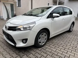 Weiß Gebraucht 2013 Toyota Verso Life Van / Kleinbus | 4.450 € (Superpreis)