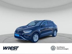 Deep black perleffekt Gebraucht 2024 VW T-Roc Life SUV | 23.450 € (Fairer Preis)