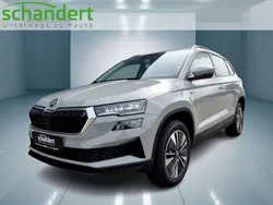 Stahlgrau Neu 2025 Skoda Karoq Tour SUV | 43.750 €