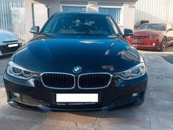 Schwarz Gebraucht 2015 BMW 318 Sport Line Kombi | 8.700 € (Guter Preis)