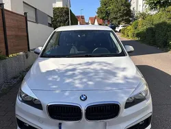 Weiß Gebraucht 2018 BMW 220 Gran Tourer Advantage Van / Kleinbus | 16.900 € (Fairer Preis)
