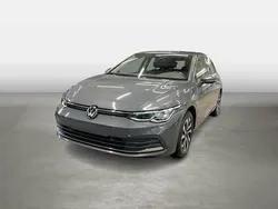 Delfingrau Gebraucht 2022 VW Golf VIII Active Limousine | 21.670 € (Guter Preis)