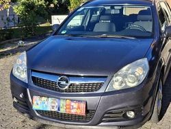 Blau Gebraucht 2007 Opel Vectra Kombi | 1.999 € (Fairer Preis)