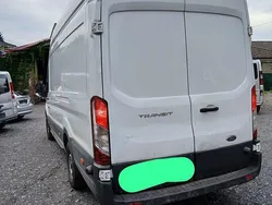 Weiß Gebraucht 2018 Ford Transit Van / Kleinbus | 9.700 €