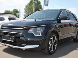 Schwarz Gebraucht 2024 Kia Niro Spirit SUV | 33.290 € (Guter Preis)