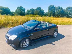 Schwarz Gebraucht 2005 Opel Tigra Cabrio | 980 € (Guter Preis)