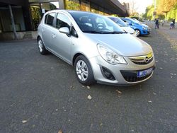 Silber Gebraucht 2012 Opel Corsa Limousine | 5.500 € (Etwas zu teuer)
