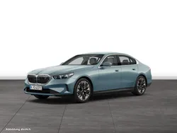 Cape york grün metallic Gebraucht 2024 BMW i5 Comfort Edition Limousine | 65.354 €
