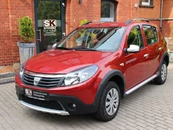 Rot Gebraucht 2012 Dacia Sandero Stepway Kleinwagen | 5.900 € (Fairer Preis)