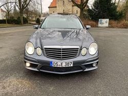 Grau Gebraucht 2007 Mercedes E550 AMG line Kombi | 7.900 €
