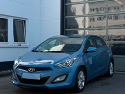 Blau Gebraucht 2014 Hyundai i30 Trend Kombi | 6.800 € (Fairer Preis)