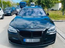 Schwarz Gebraucht 2013 BMW 750 Shadowline Limousine | 19.900 € (Etwas zu teuer)