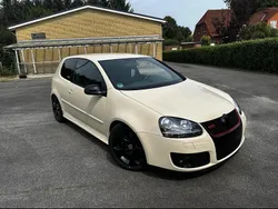 Beige Gebraucht 2007 VW Golf V GTI Kleinwagen | 5.500 € (Etwas zu teuer)