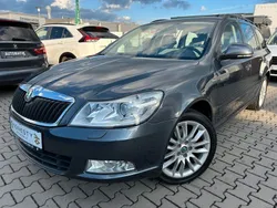 Grau Gebraucht 2011 Skoda Octavia LAURIN & KLEMENT Kombi | 6.490 € (Guter Preis)