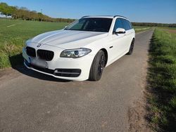 Weiß Gebraucht 2014 BMW 520 Luxury Line Kombi | 8.999 € (Guter Preis)