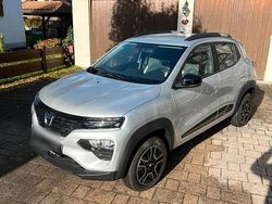 Silber Gebraucht 2022 Dacia Spring Kleinwagen | 12.490 € (Etwas zu teuer)