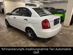Weiß Gebraucht 2009 Hyundai Accent Limousine | 3.580 €