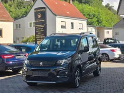Schwarz Gebraucht 2021 Peugeot Rifter GT Van / Kleinbus | 14.900 € (Fairer Preis)