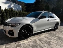 Weiß Gebraucht 2019 BMW 320 M Sport Limousine | 25.500 € (Fairer Preis)