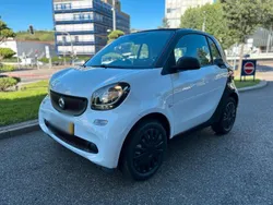 Weiß Gebraucht 2017 Smart ForTwo Coupé Basis Kleinwagen | 6.400 € (Guter Preis)