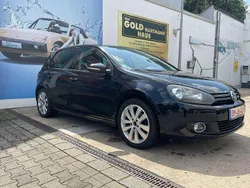 Schwarz Gebraucht 2011 VW Golf VI Team Kleinwagen | 6.999 € (Etwas zu teuer)