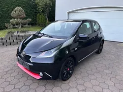 Schwarz Gebraucht 2015 Toyota Aygo X-clusiv Kleinwagen | 7.750 € (Fairer Preis)