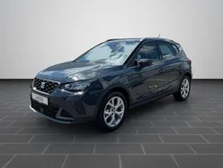 Fjordblau Neu 2024 Seat Arona FR SUV | 24.450 € (Fairer Preis)