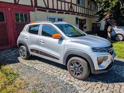 Silber Gebraucht 2023 Dacia Spring Essentiel Kleinwagen | 11.500 € (Guter Preis)