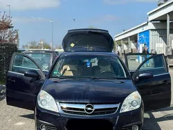 Blau Gebraucht 2006 Opel Signum Kombi | 1.559 € (Fairer Preis)