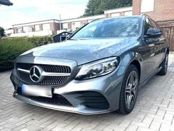 Grau Gebraucht 2020 Mercedes C300e AMG line Kombi | 25.000 € (Fairer Preis)