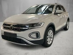 Grau Gebraucht 2024 VW T-Roc Style SUV | 25.890 € (Guter Preis)