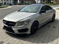 Grau Gebraucht 2015 Mercedes 250 AMG line Coupé | 17.800 € (Fairer Preis)
