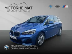Blau Gebraucht 2020 BMW 225 Active Tourer M Sport Van / Kleinbus | 17.690 € (Fairer Preis)