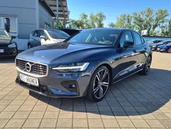 Blau Gebraucht 2019 Volvo S60 R-Design Limousine | 29.999 € (Fairer Preis)