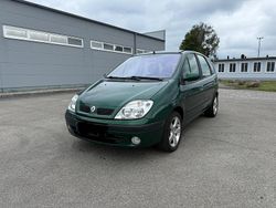 Grün Gebraucht 2001 Renault Scénic Van / Kleinbus | 1.750 € (Fairer Preis)