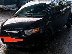 Schwarz Gebraucht 2010 Mitsubishi Colt Kleinwagen | 3.150 €