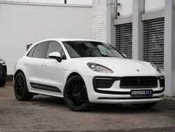 Weiß Gebraucht 2022 Porsche Macan SUV | 72.500 € (Etwas zu teuer)
