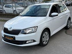 Weiß Gebraucht 2016 Skoda Fabia Ambition Kleinwagen | 7.850 € (Etwas zu teuer)