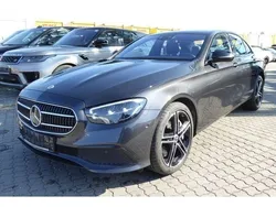 Grau Gebraucht 2022 Mercedes E300 Avantgarde Limousine | 26.980 € (Teuer)