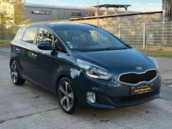 Blau Gebraucht 2016 Kia Carens Spirit Van / Kleinbus | 10.690 € (Fairer Preis)